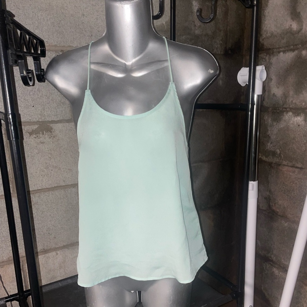 🎉4 for $15🎉 H&M racerback cami, NWOT!